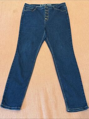 W33L29 high rise wm’s Dark Blue stretchy Skinny Jeans with Button Fly